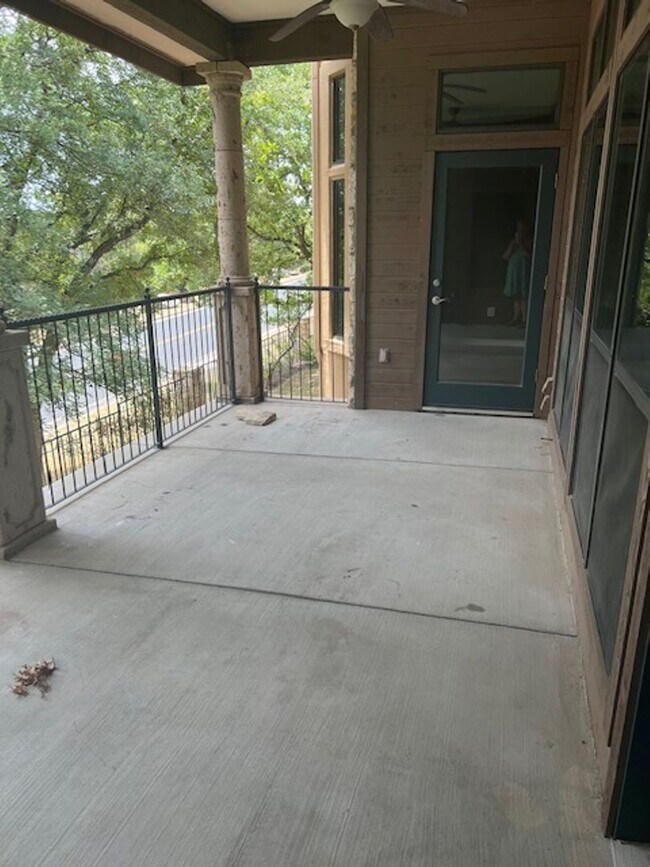 Building Photo - Beautiful 2 Bedroom 2 Bath condo in George...