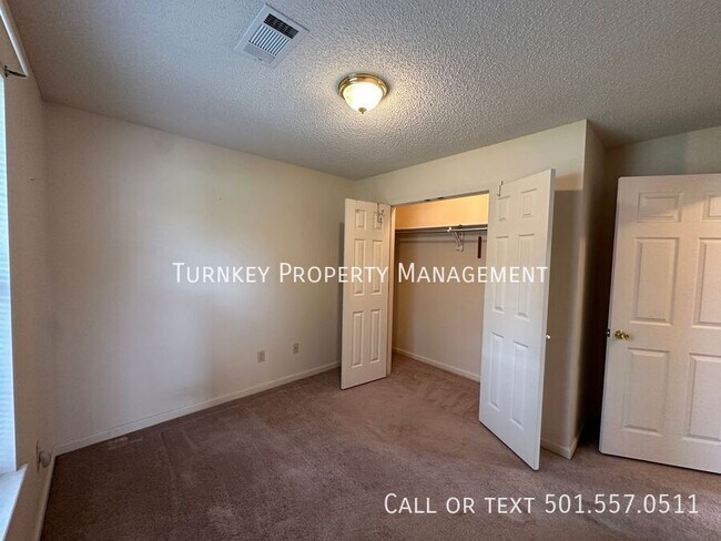 Building Photo - 7630 Olive Hill Dr