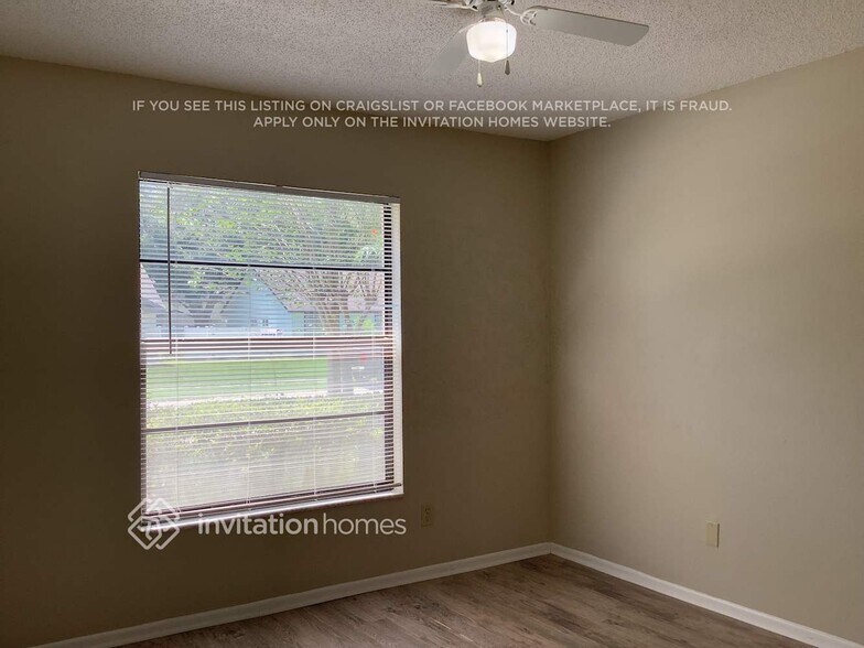 Building Photo - 1557 Long Pond Dr