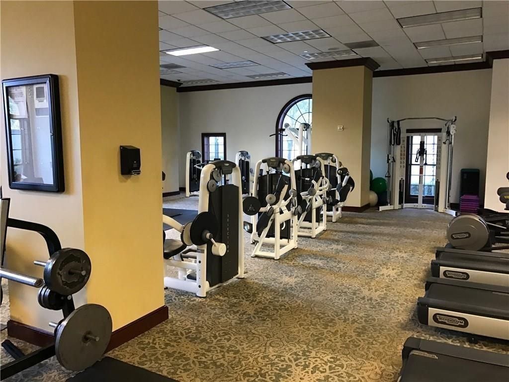 Building Photo - 195 14th St NE