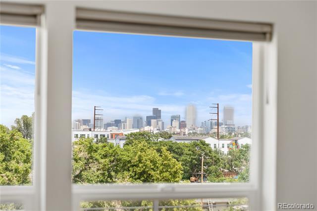 Building Photo - 1400 W Alaska Pl