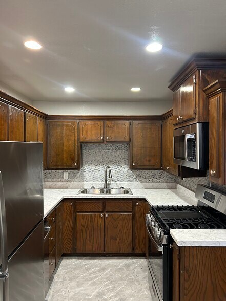 Building Photo - 1510 NE 43rd St