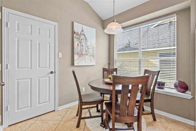 Building Photo - 2513 Kimberly Dawn Dr