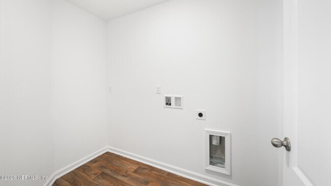 Building Photo - 5441 Hollow Birch Dr