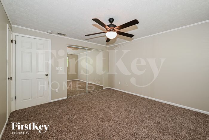 Building Photo - 4077 Huntington Forest Blvd