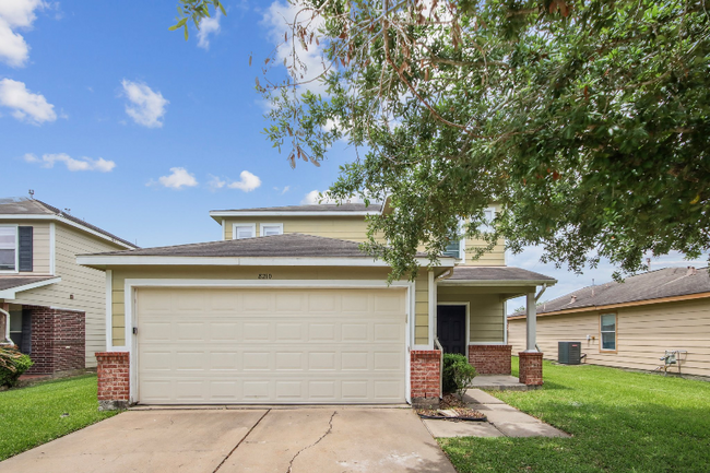 Building Photo - 8210 Radial Ct