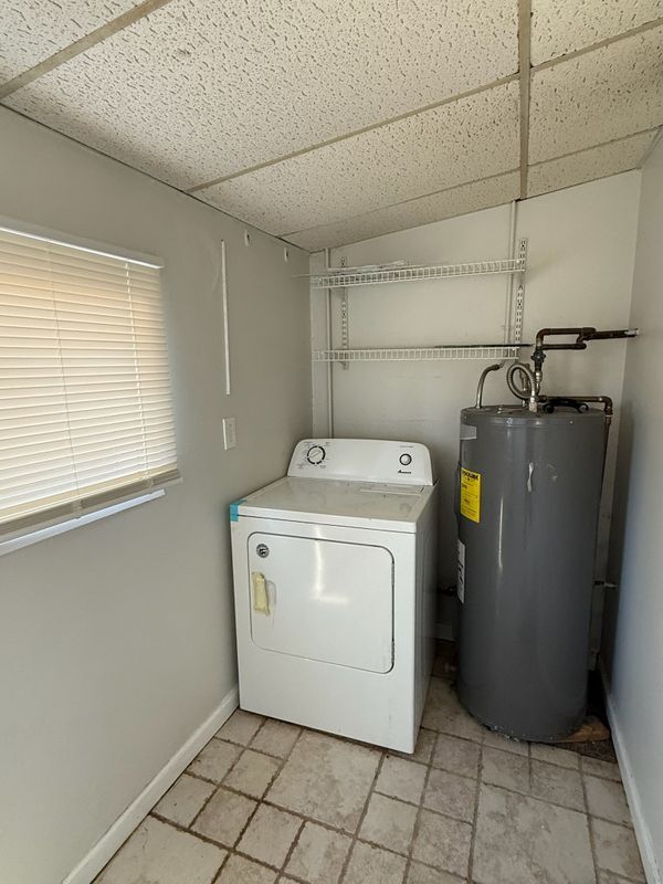 Building Photo - 1725 St Catherine St