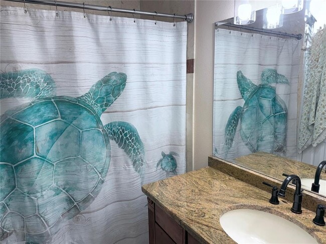 Building Photo - 731 Northwood Cir