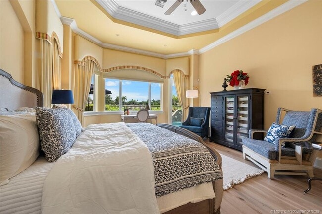 Building Photo - 130 SE Bella Strano