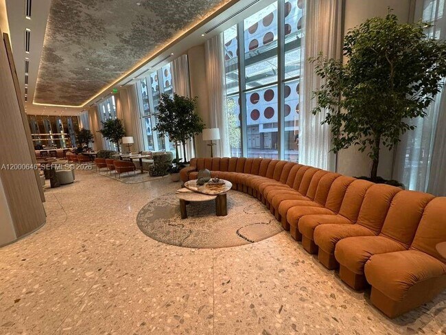 Building Photo - 77 SE 5th St