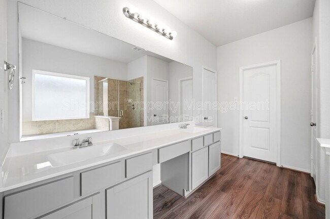 Building Photo - 5309 Camerford Ct