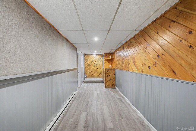 Building Photo - 2585 State Rte 55