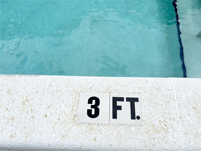 Building Photo - 7865 SW 57th Ave