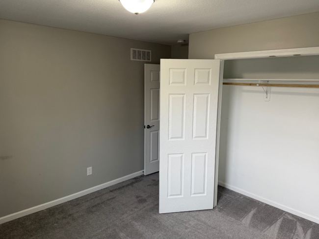 Building Photo - COMING SOON: 5 BED, 3 BATH ONE OF A KIND CUSTOM HOME