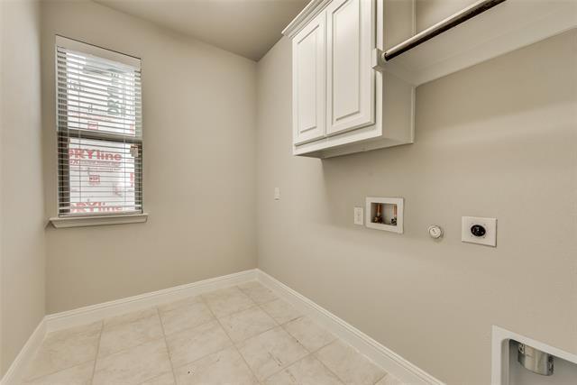 Building Photo - 8237 Centipede Ct