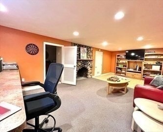 Building Photo - 12 Kilburn Rd