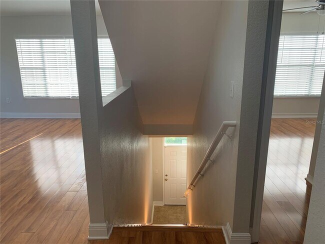 Building Photo - 10416 White Lake Ct