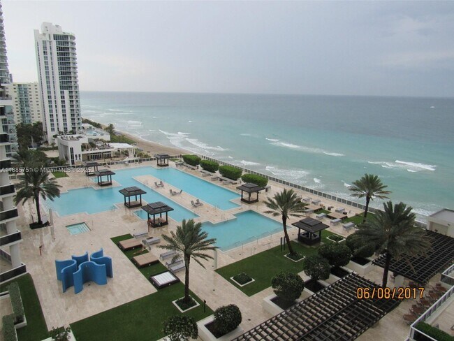 Building Photo - 1830 S Ocean Dr