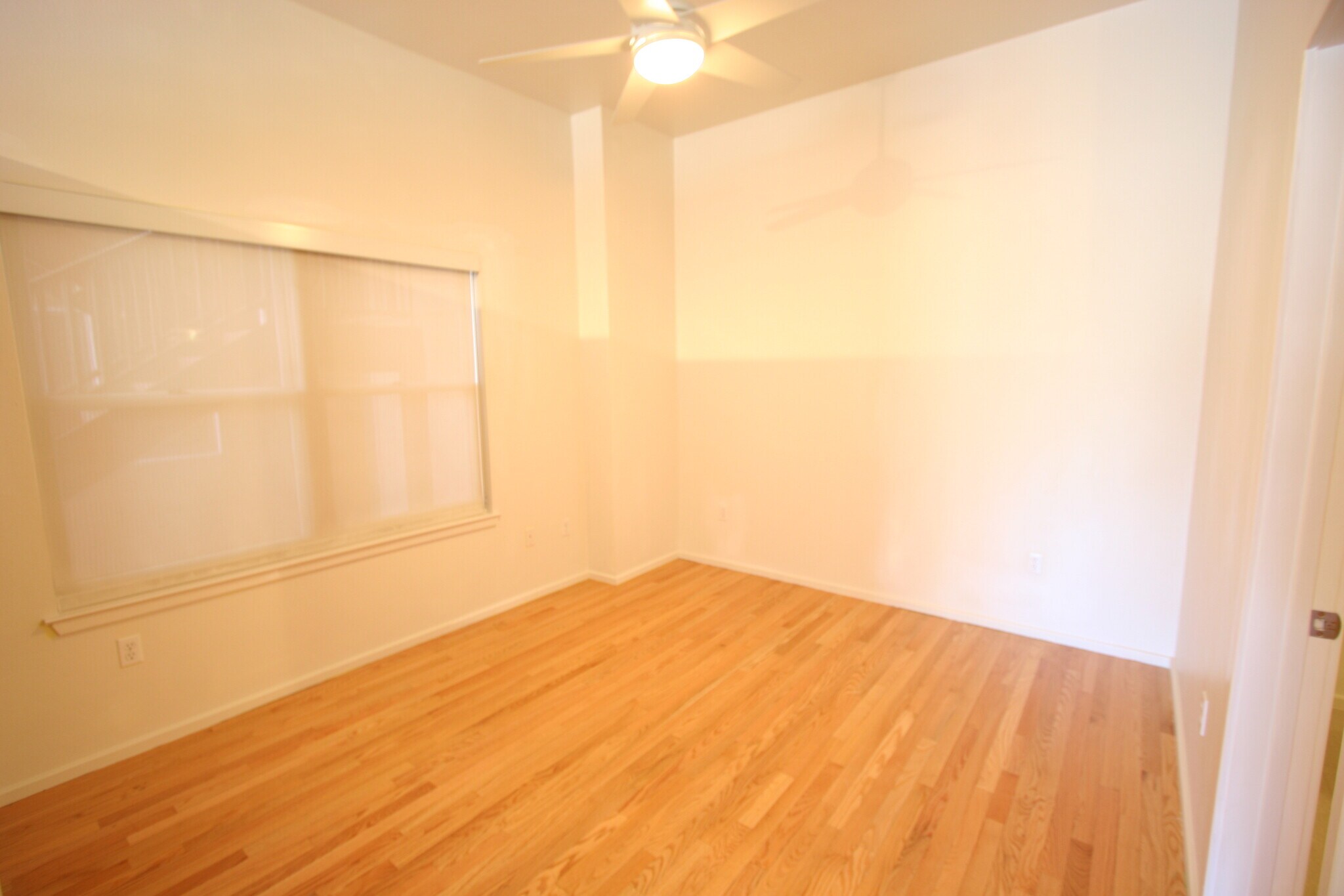 Building Photo - 400 Copper Ave NE