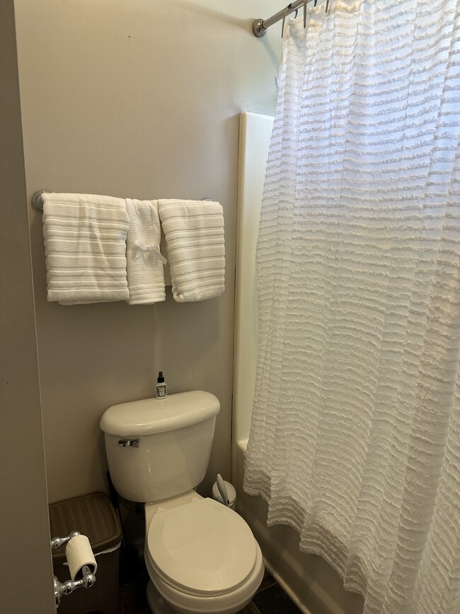 Building Photo - 15037 Taylor Ridge Ln