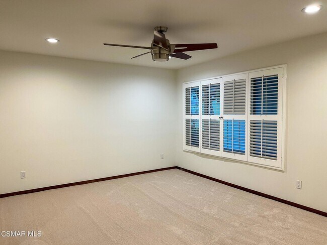 Building Photo - 5630 Hurford Ct