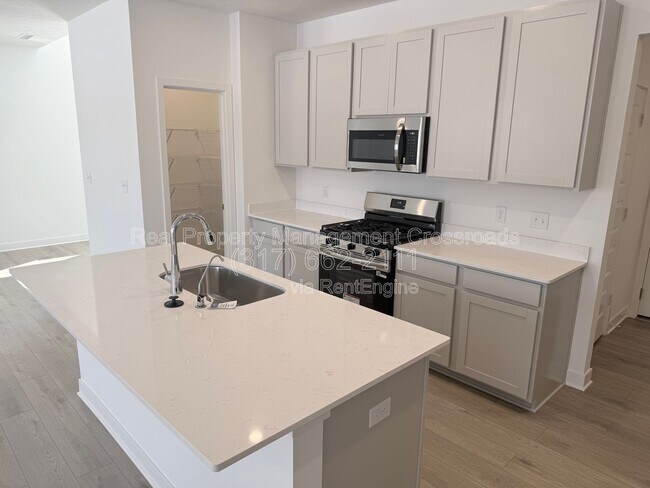 Building Photo - 6388 Tutelo Dr