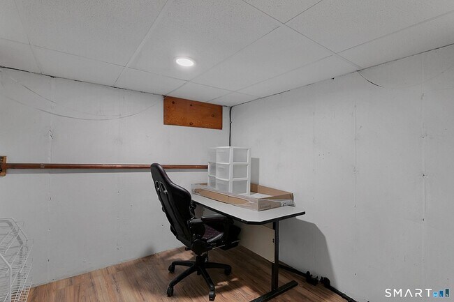 Building Photo - 44 Garden St