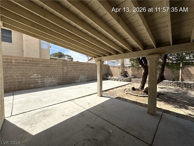 Building Photo - 115 Hanover Dr