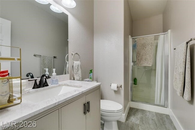 Building Photo - 3816 Hollycroft Dr