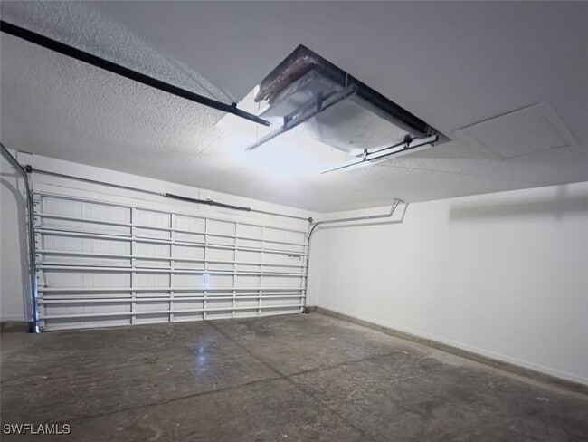 Building Photo - 608 Islamorada Dr N