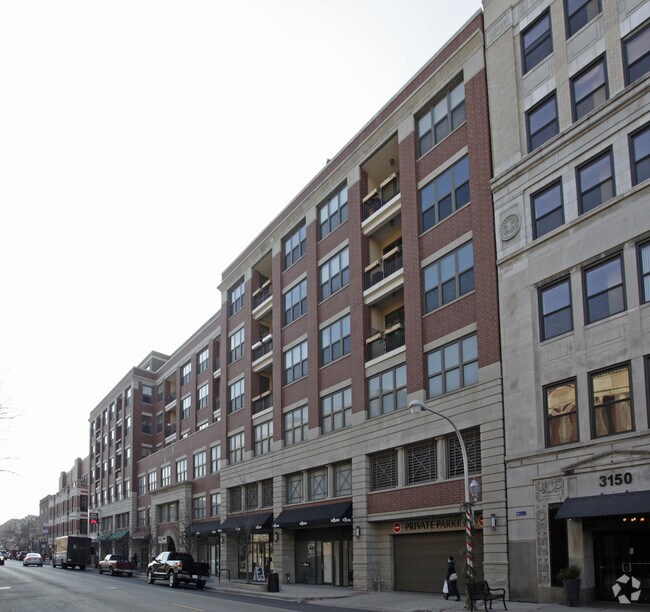 Building Photo - 3130-3144 N Sheffield Ave