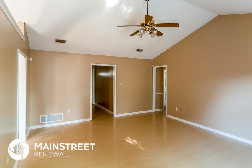 Building Photo - 7154 Brandee Dr