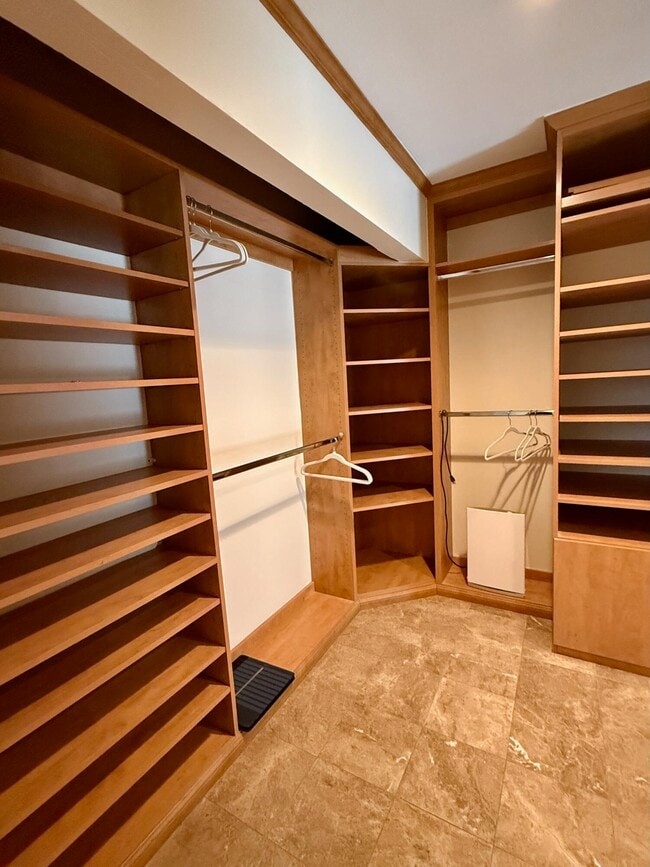 Building Photo - 75309 Palm Shadow Dr