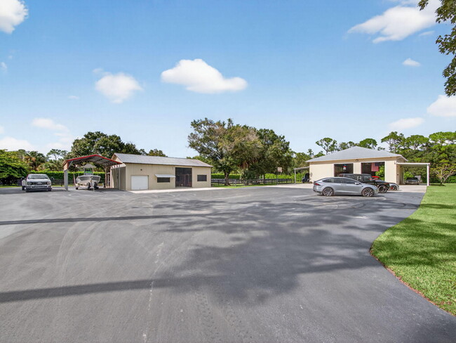 Building Photo - 17593 Winterhawk Trail