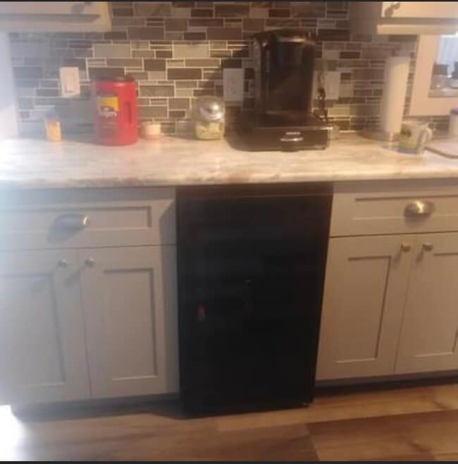 Building Photo - 650 W Blue Lake Ter