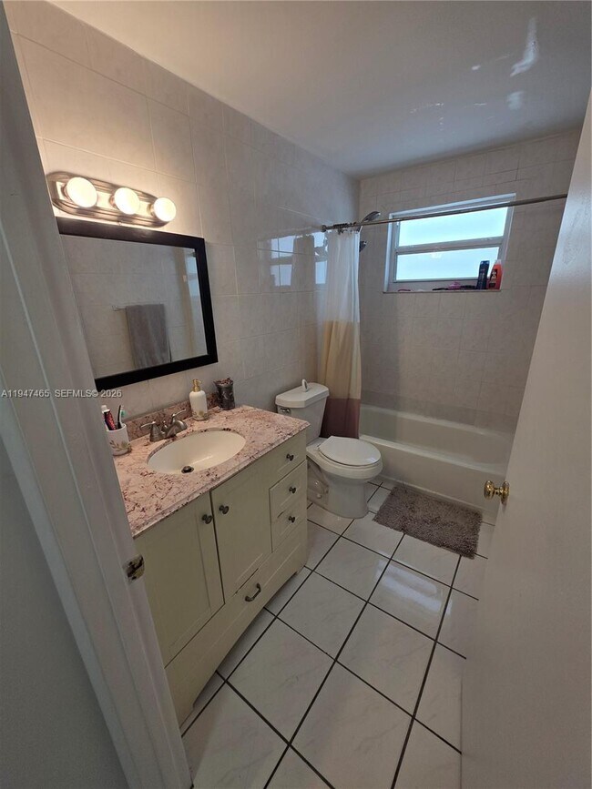 Building Photo - 1612 Jefferson Ave