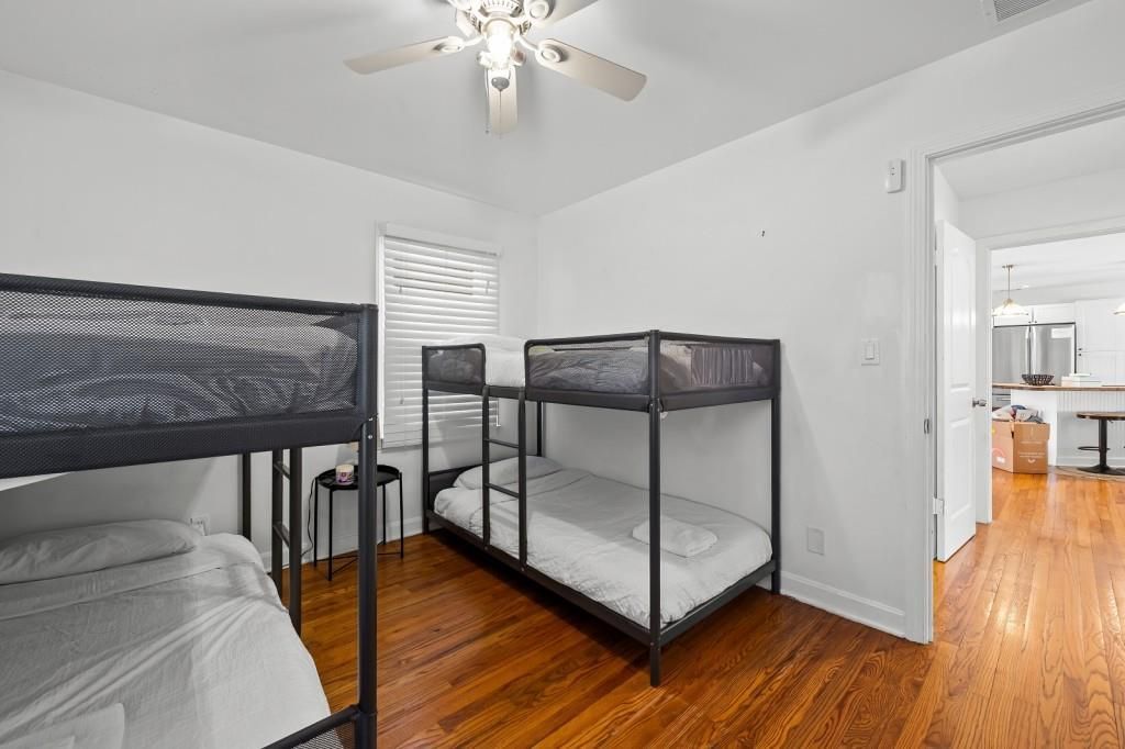 Building Photo - 414 Charles Pl