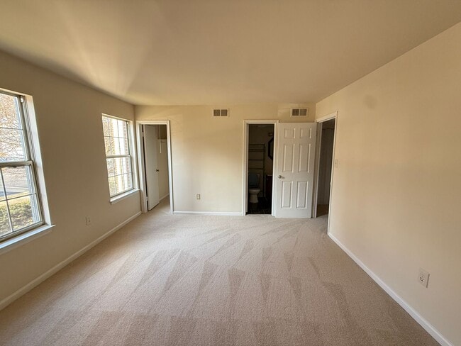 Building Photo - 12276 Stevenson Ct