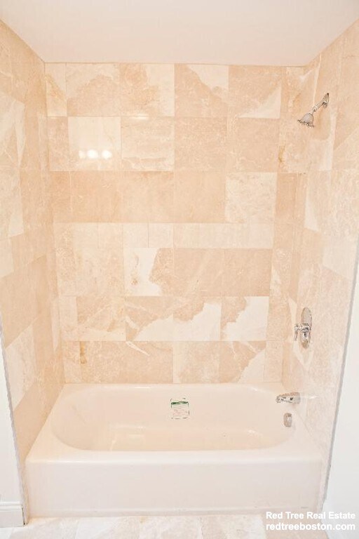 Building Photo - 23 Evergreen St