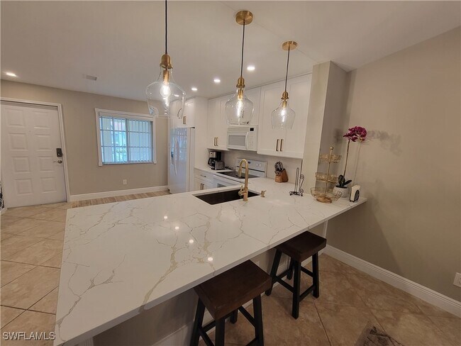 Building Photo - 7761 Jewel Ln