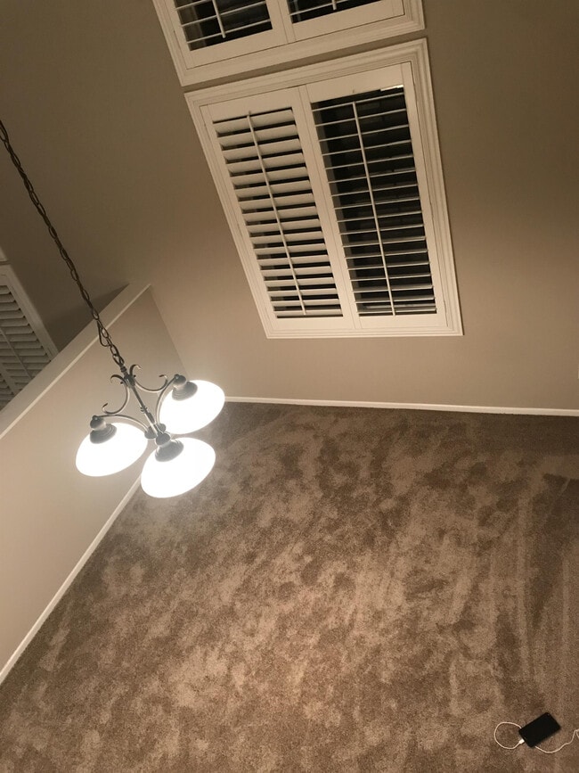 Building Photo - 33800 Willow Haven Ln