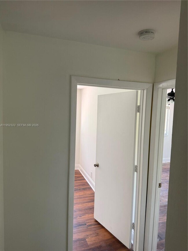 Building Photo - 1288 Camellia Cir