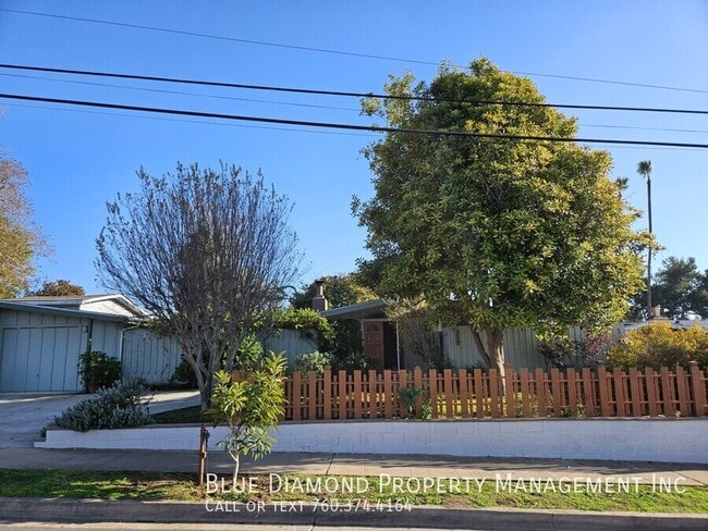 Building Photo - 259 Santa Clara Dr