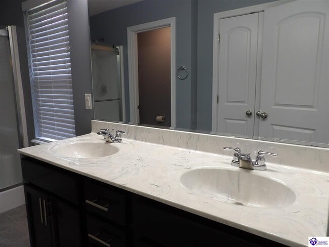 Building Photo - 96 Boone Trce