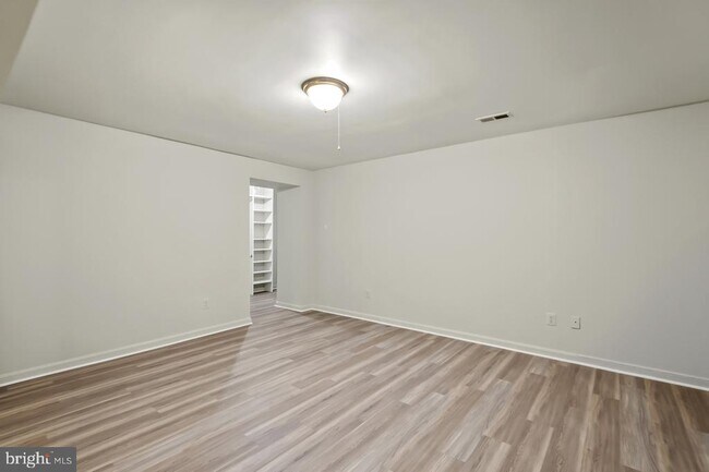 Building Photo - 8330 Westchester Dr