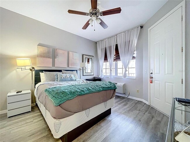 Building Photo - 3506 54th Dr W