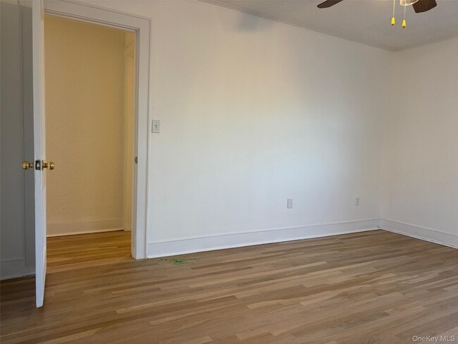 Building Photo - 82 Putnam Ave