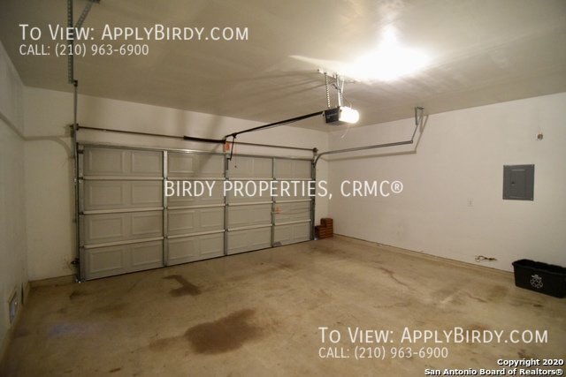 Building Photo - 410 Point Vly San Antonio, TX