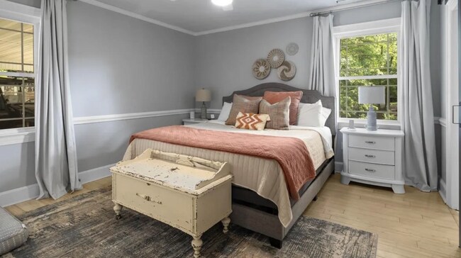 Building Photo - NEW LISTING!!!!!