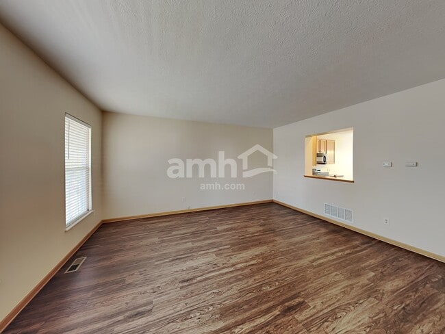 Building Photo - 6213 Home Park Dr